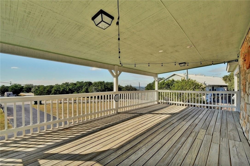 20800 Bonanza St - Photo 3