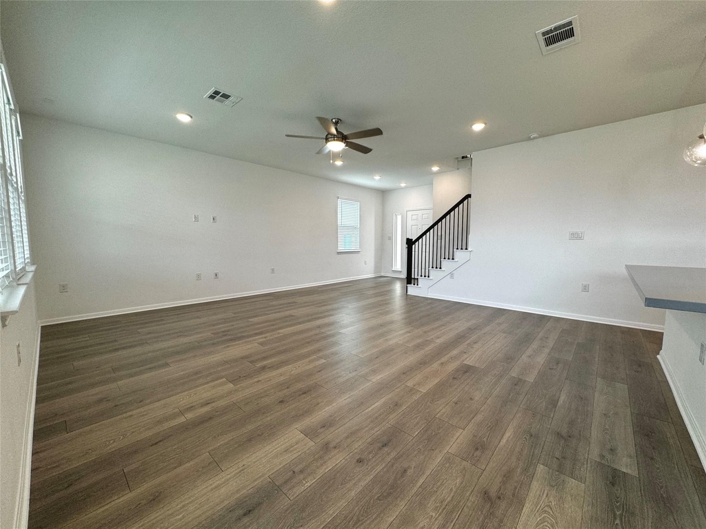 1602 Iberville Dr - Photo 4
