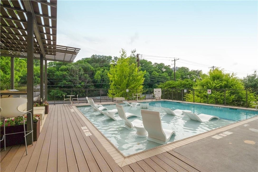 1900 Barton Springs Rd - Photo 29