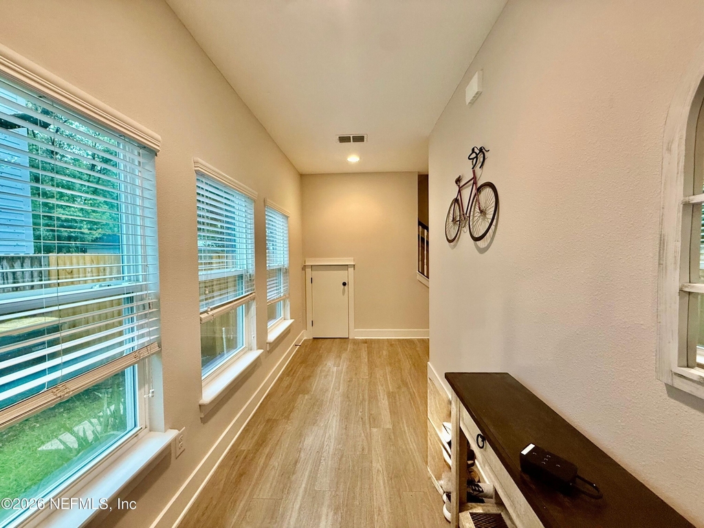 1514 Flagler Avenue - Photo 3