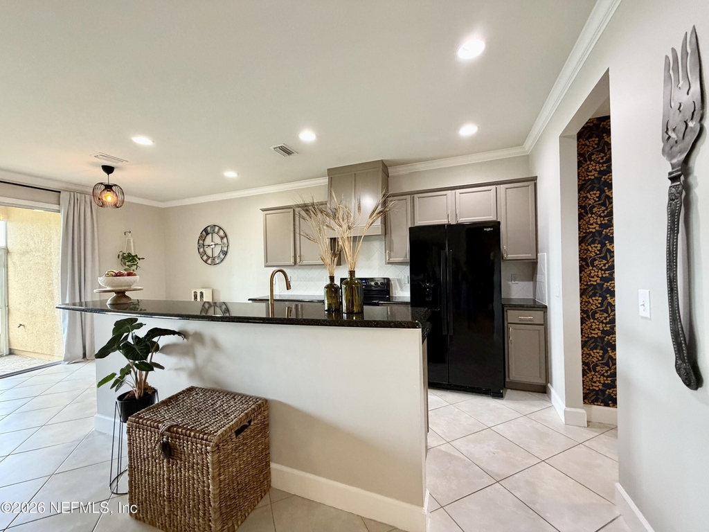 14164 Mahogany Avenue - Photo 9