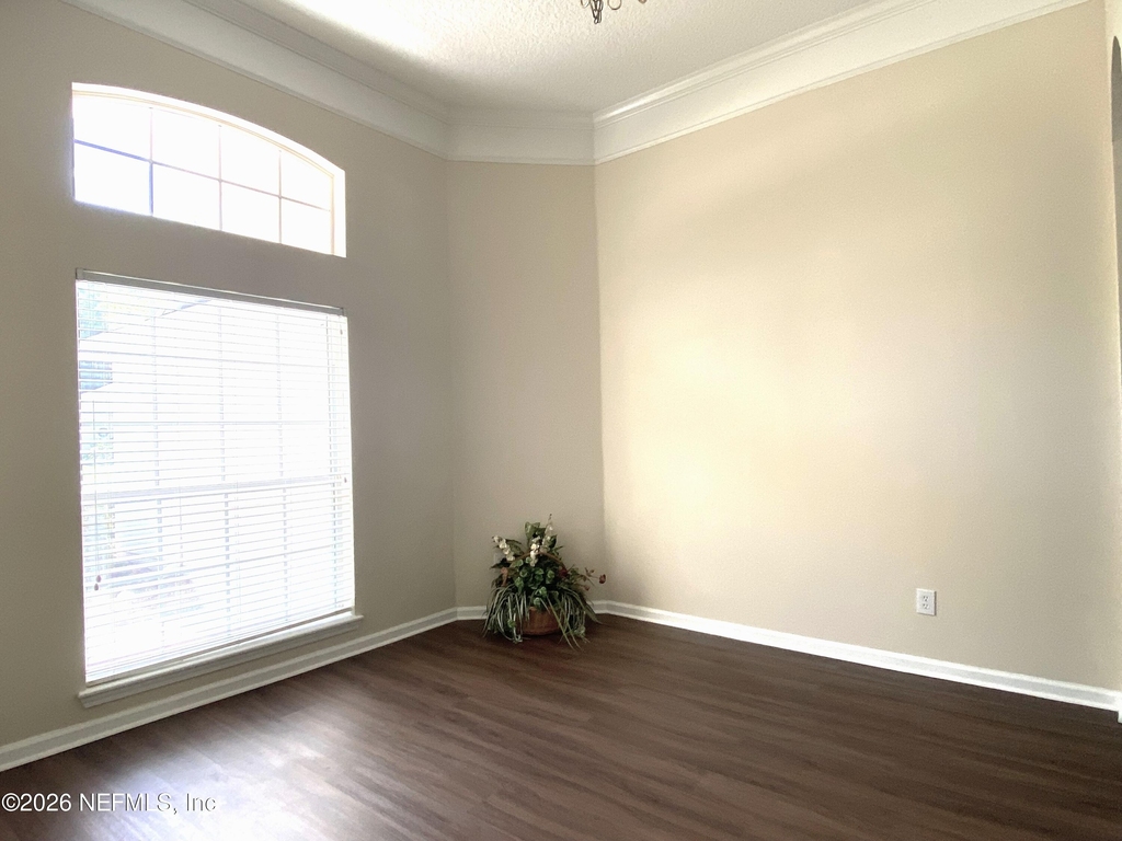 10519 Creston Glen Circle - Photo 1