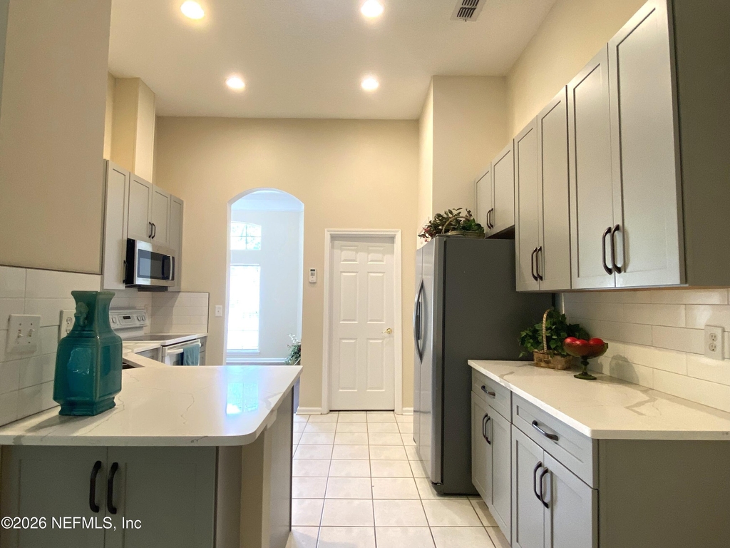 10519 Creston Glen Circle - Photo 4