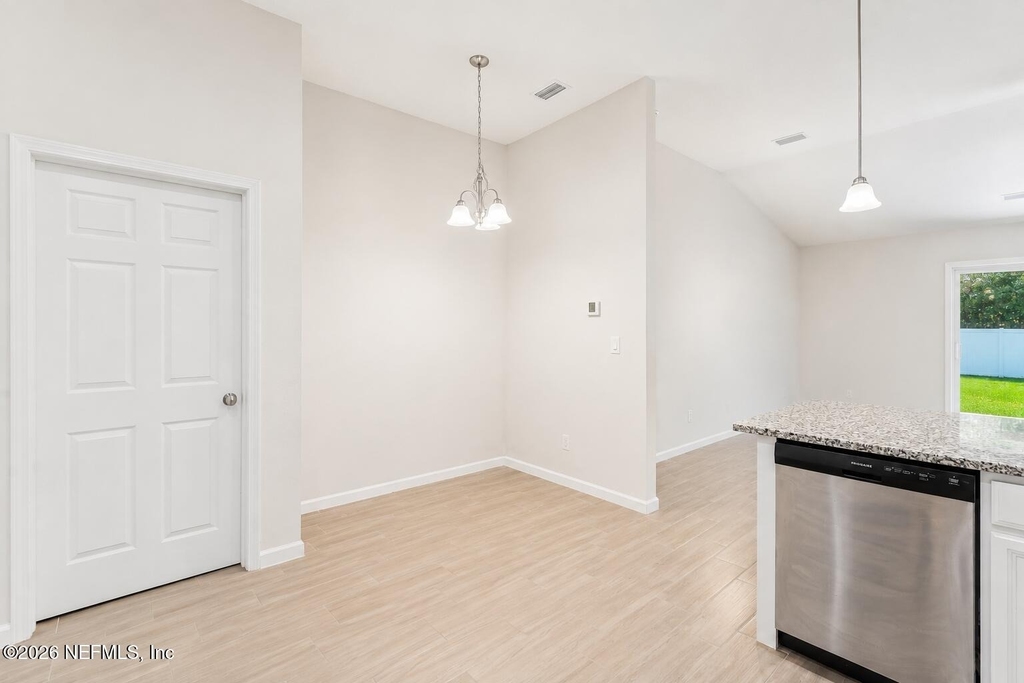 6117 Patriots Landing Lane - Photo 12
