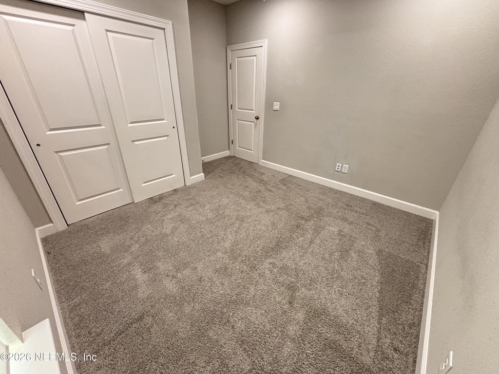 212 Willow Creek Court - Photo 22
