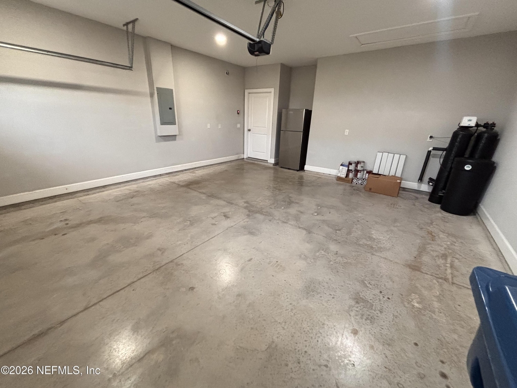 212 Willow Creek Court - Photo 27