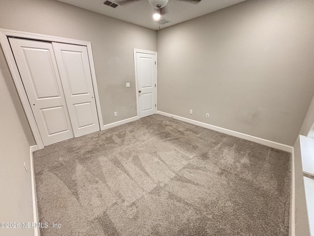 212 Willow Creek Court - Photo 5