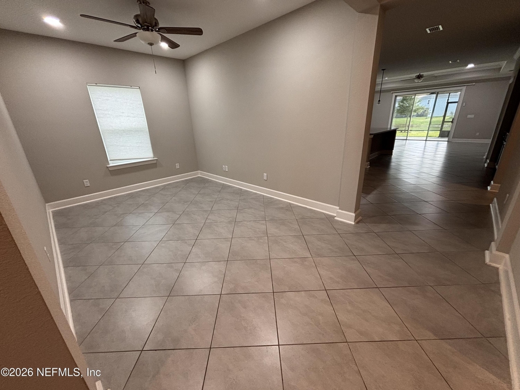212 Willow Creek Court - Photo 8
