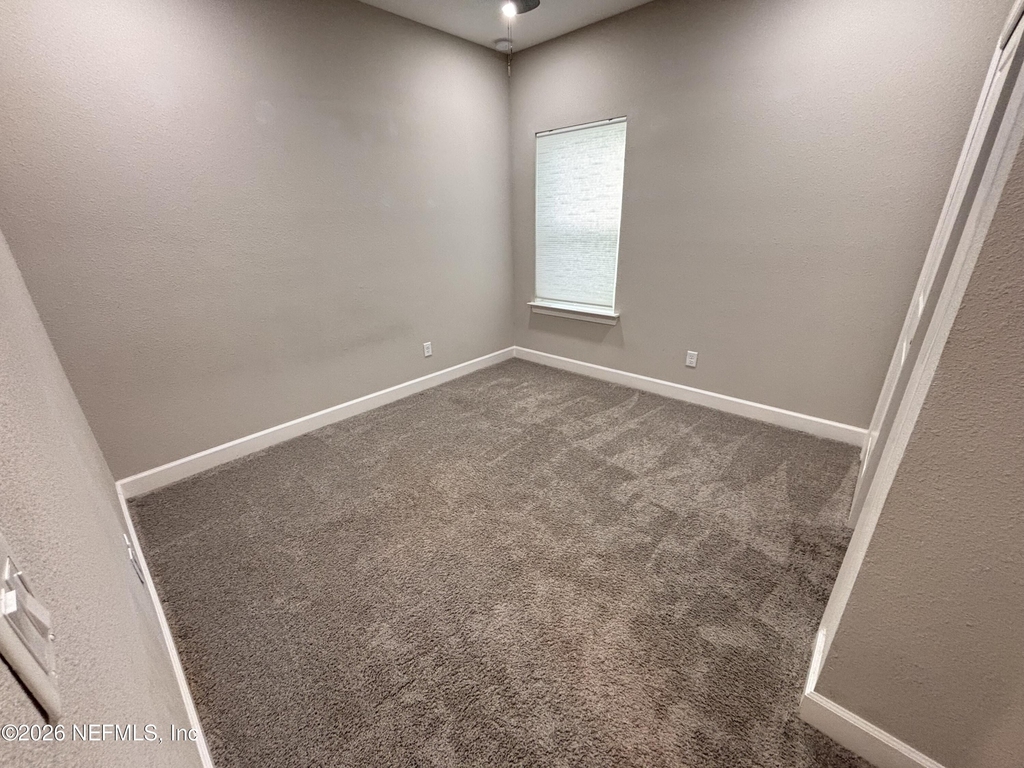 212 Willow Creek Court - Photo 21