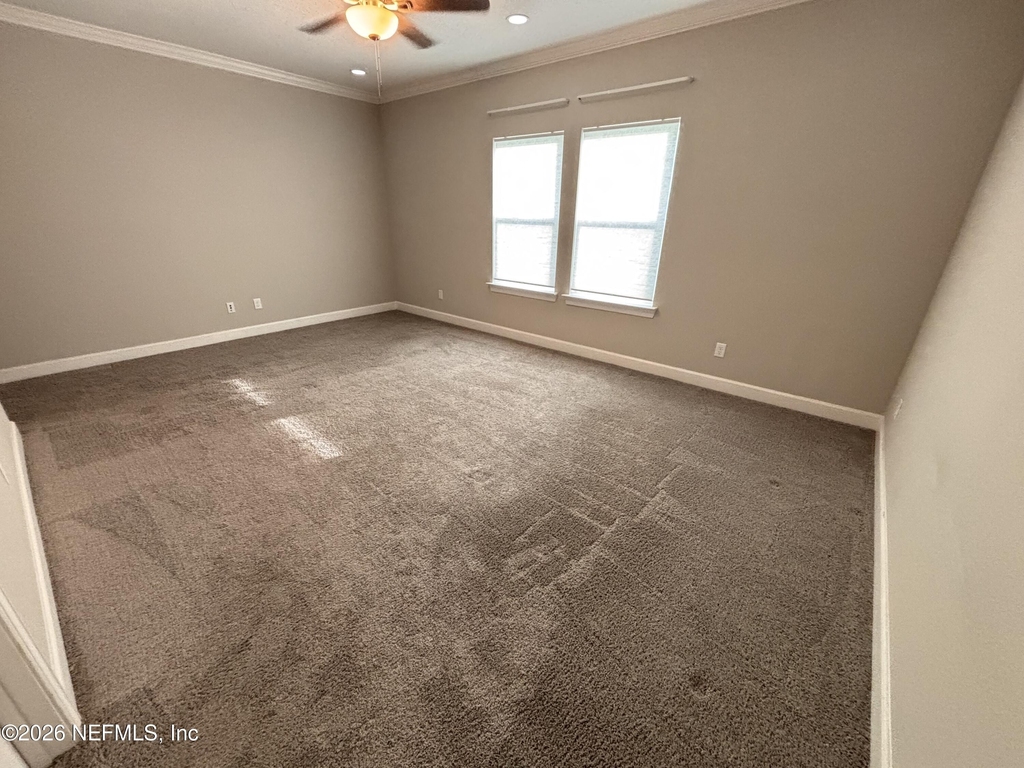 212 Willow Creek Court - Photo 32