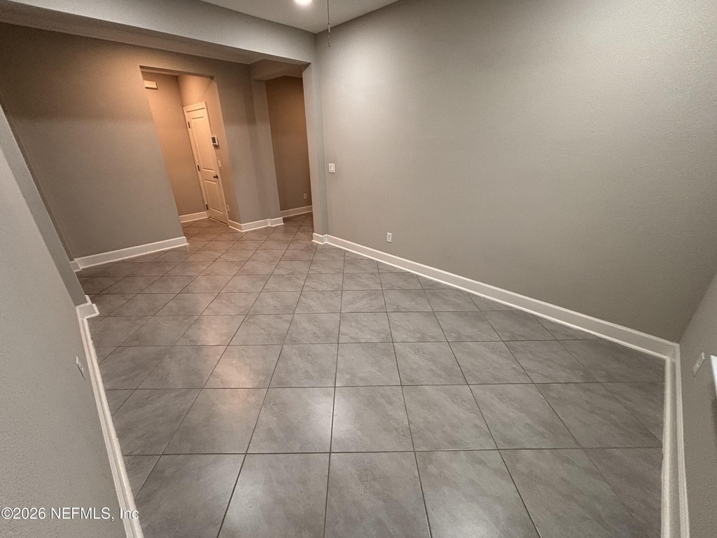 212 Willow Creek Court - Photo 9