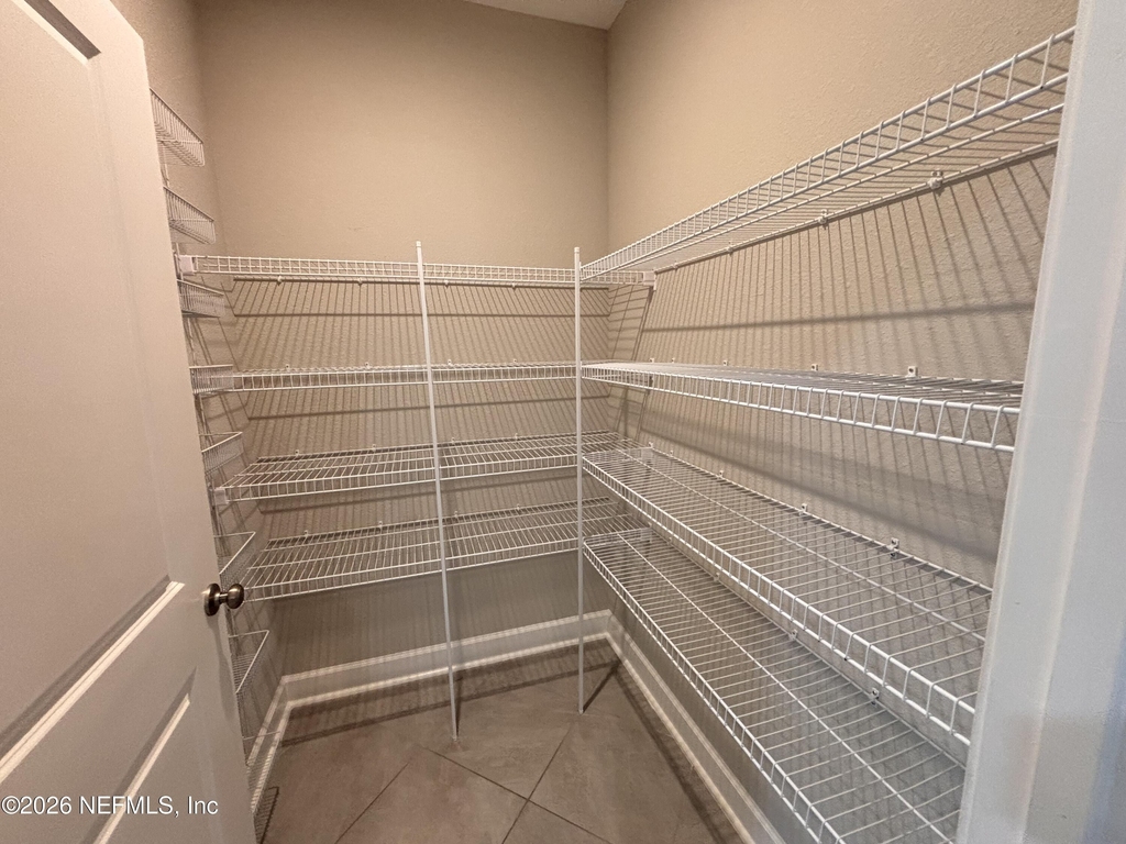212 Willow Creek Court - Photo 17
