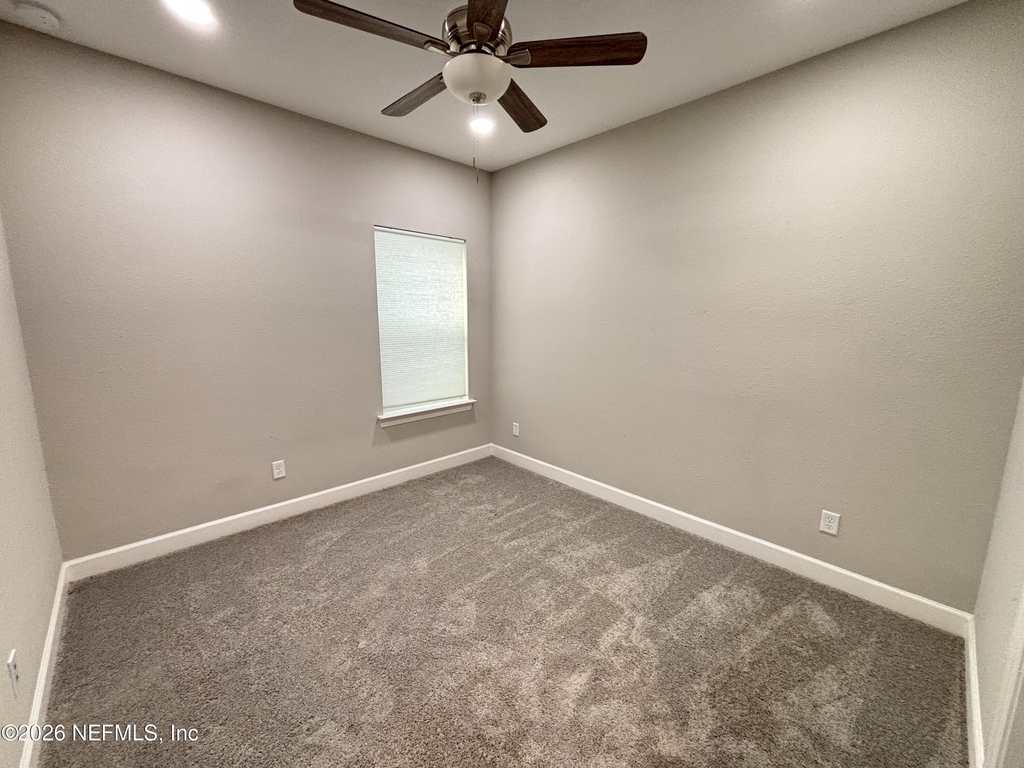 212 Willow Creek Court - Photo 24