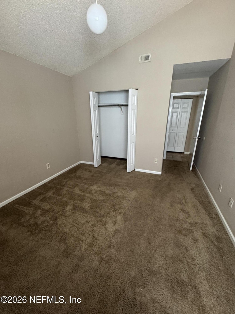 4751 San Jose Manor Drive W - Photo 11