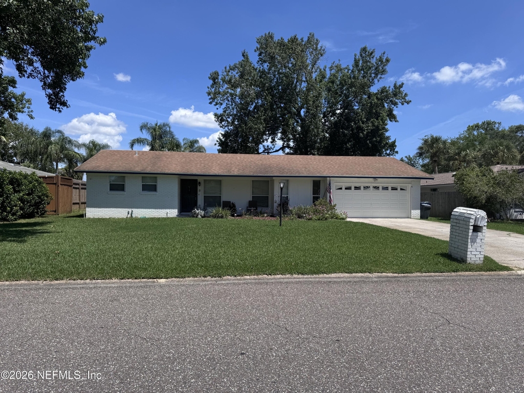 8 Dolphin Boulevard - Photo 1