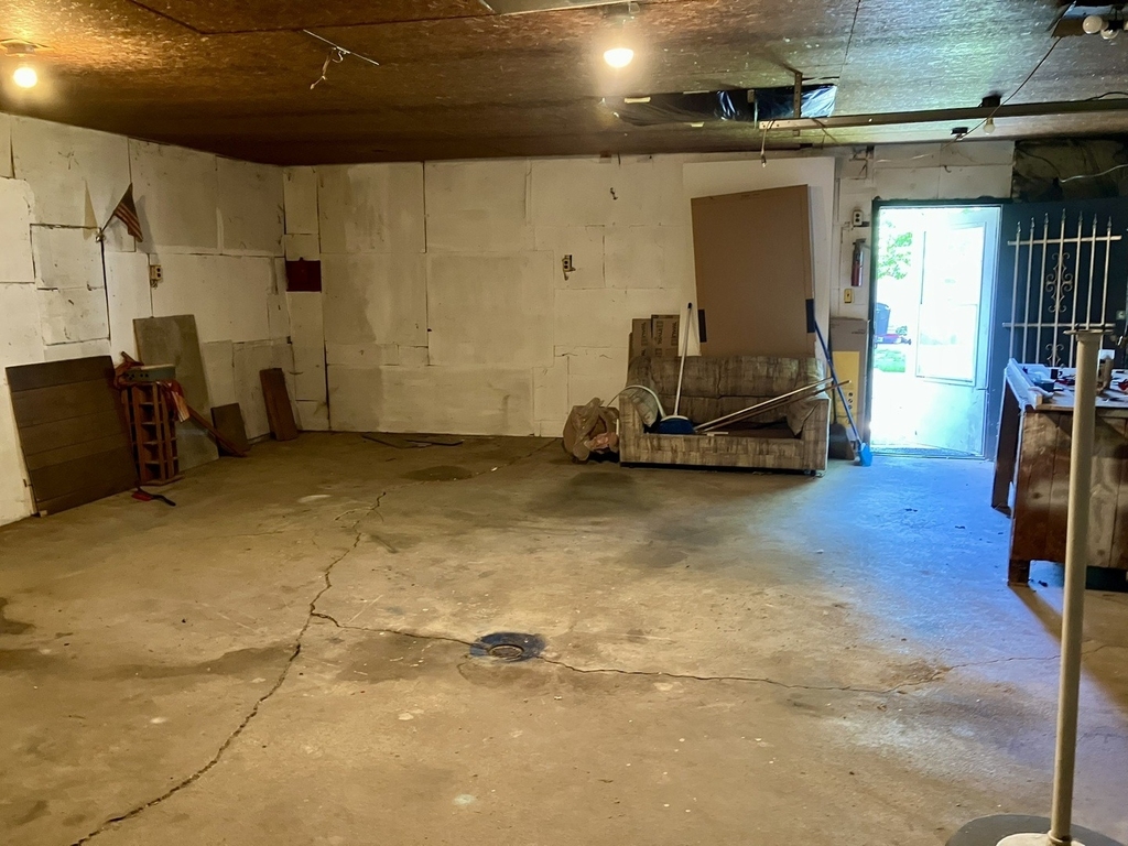 513 E Main Street - Photo 28