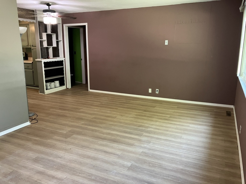 513 E Main Street - Photo 1