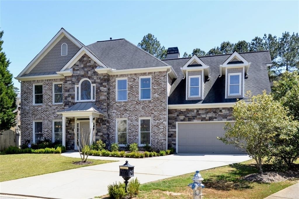 310 Windsor Gate Cove Ne - Photo 1
