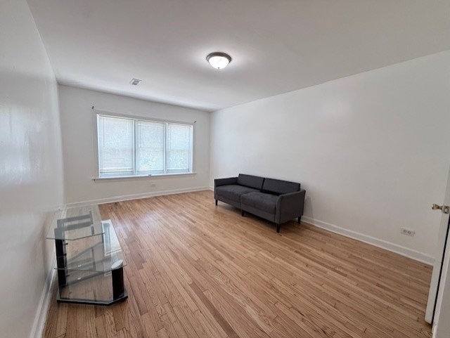 834 N Christiana Avenue - Photo 4