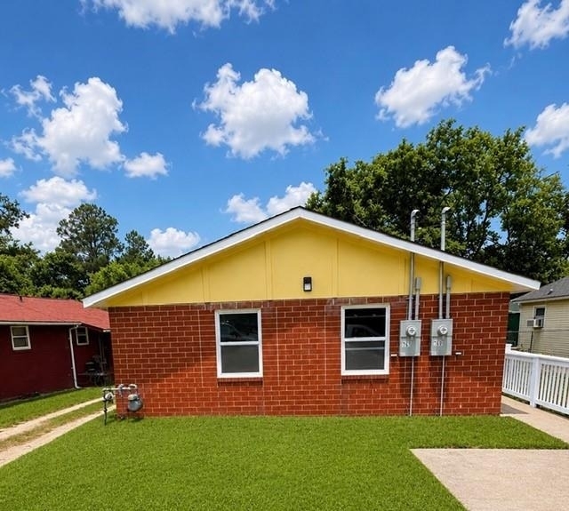 767 Lilly Avenue - Photo 0