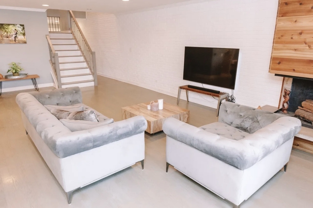 1828 Wildberry Drive - Photo 2