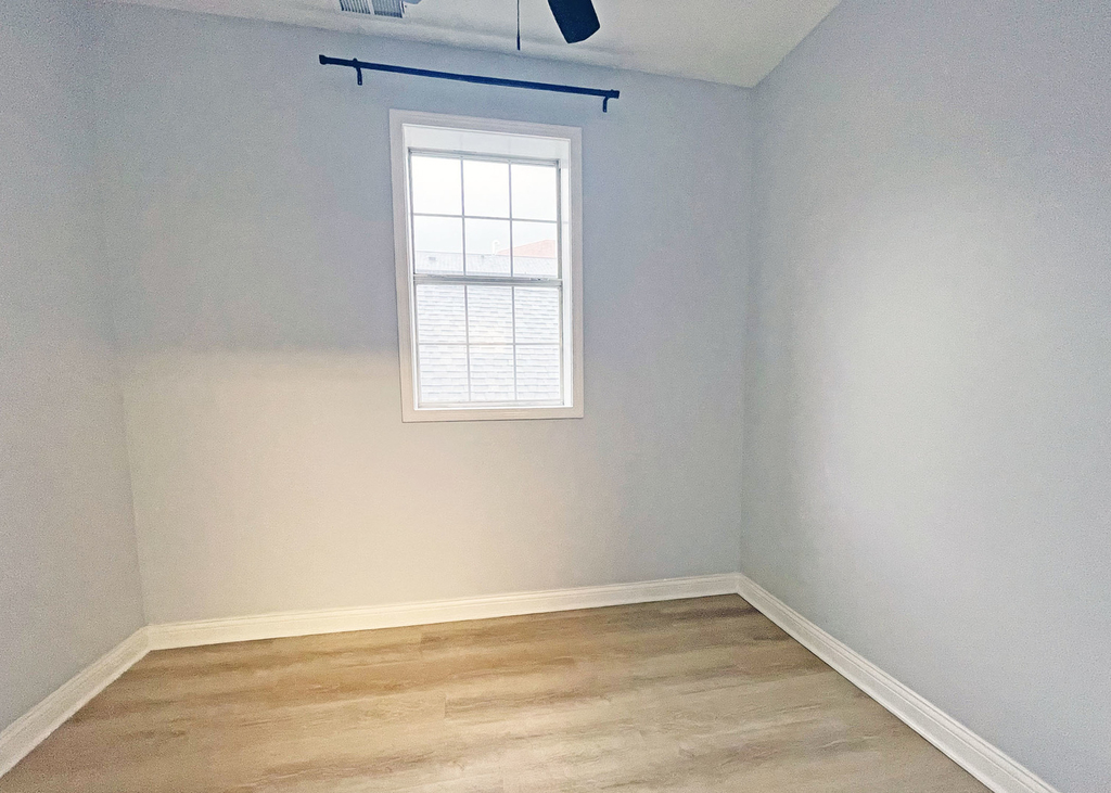 2429 W Cortland Street - Photo 3