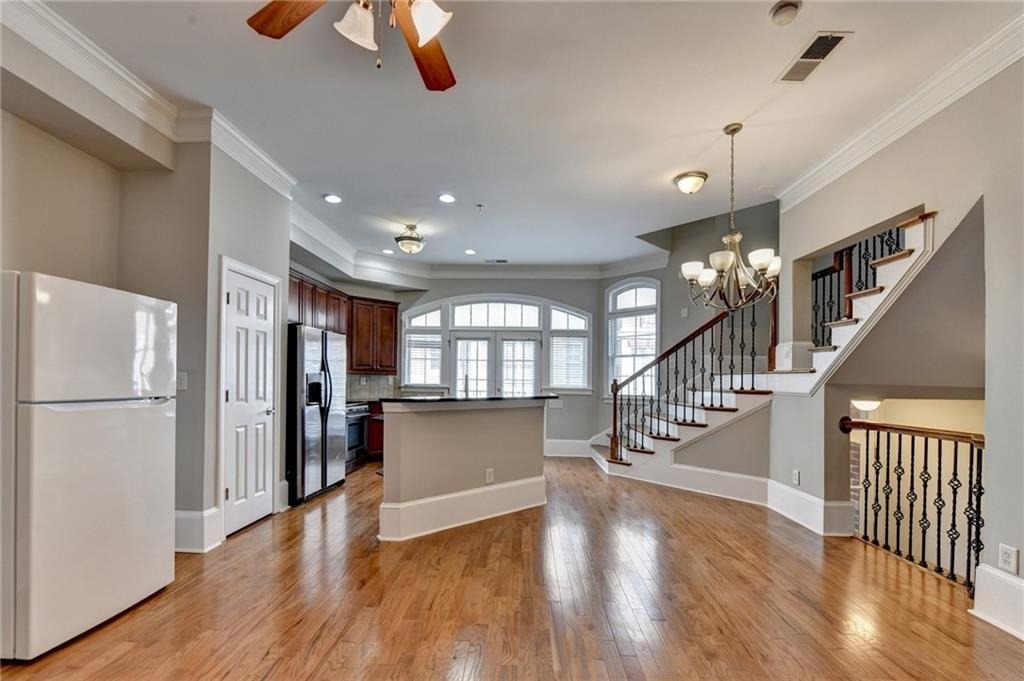 813 Clifton Heights Lane Ne - Photo 6