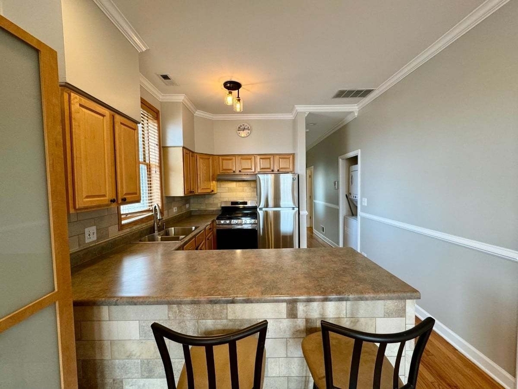 1537 N Fairfield Avenue - Photo 8
