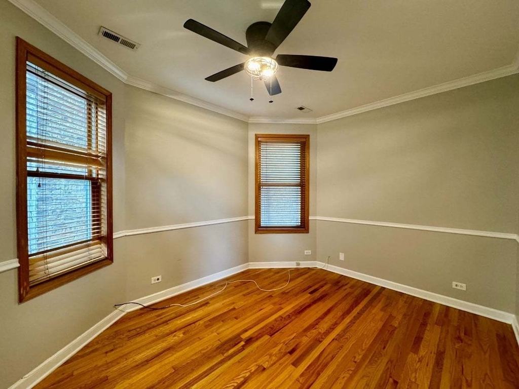 1537 N Fairfield Avenue - Photo 12
