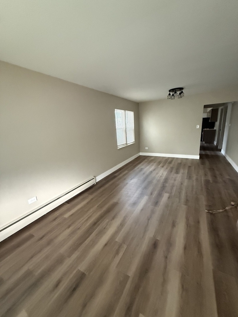 5721 W Addison Street - Photo 8
