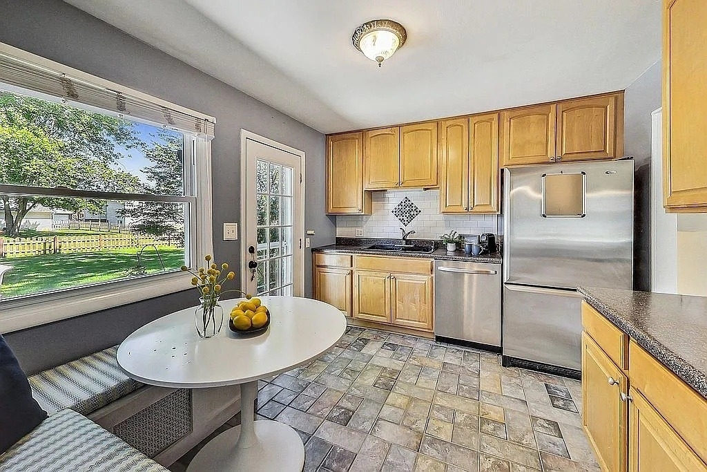 318 W Hackberry Drive - Photo 5