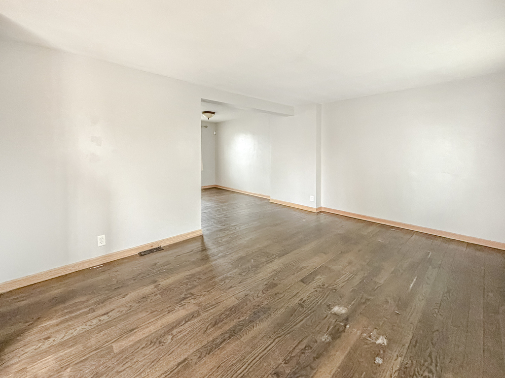 5156 W 63rd Place - Photo 4