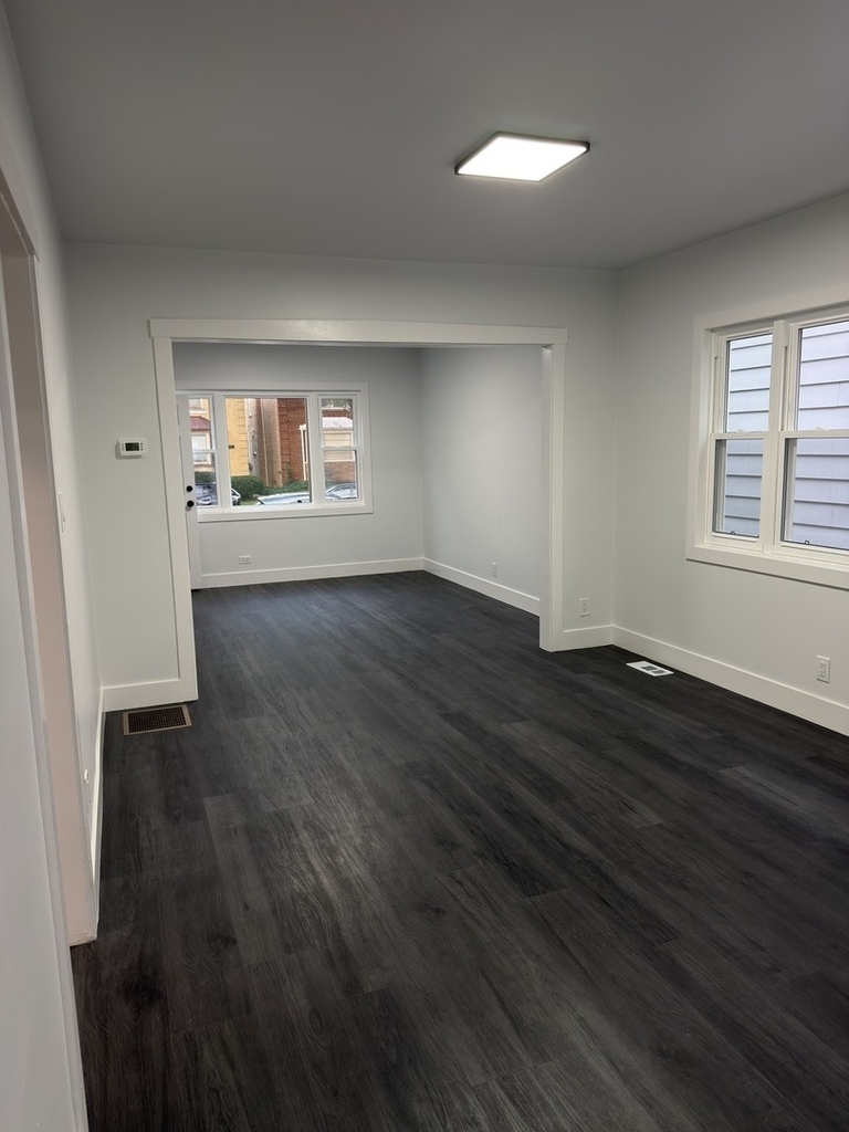 5620 N Major Avenue - Photo 3