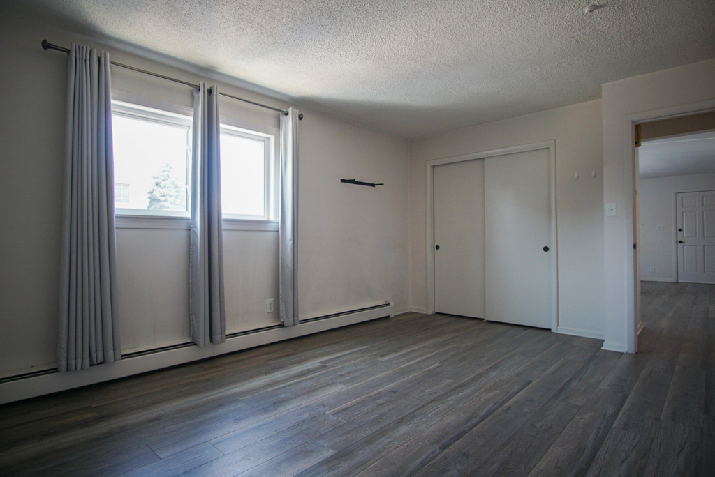 6646 26th Street - Photo 10