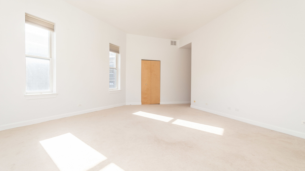 845 W Altgeld Street - Photo 18