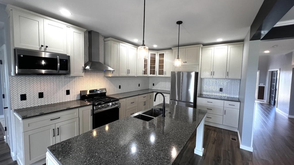 1306 Roberto Road - Photo 7