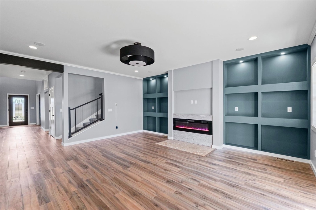 1306 Roberto Road - Photo 4