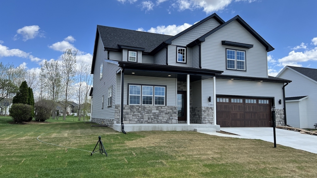 1306 Roberto Road - Photo 1