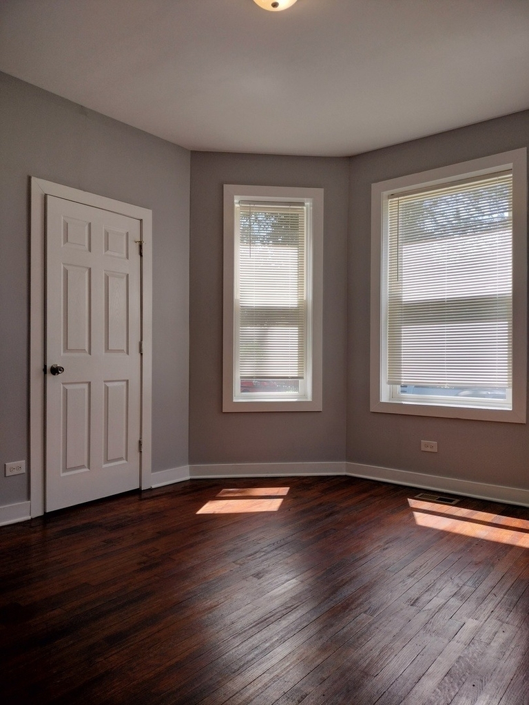 6601 S Bishop Street - Photo 8