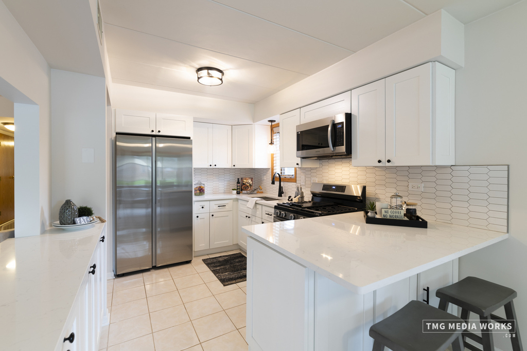616 E 5th Avenue - Photo 6
