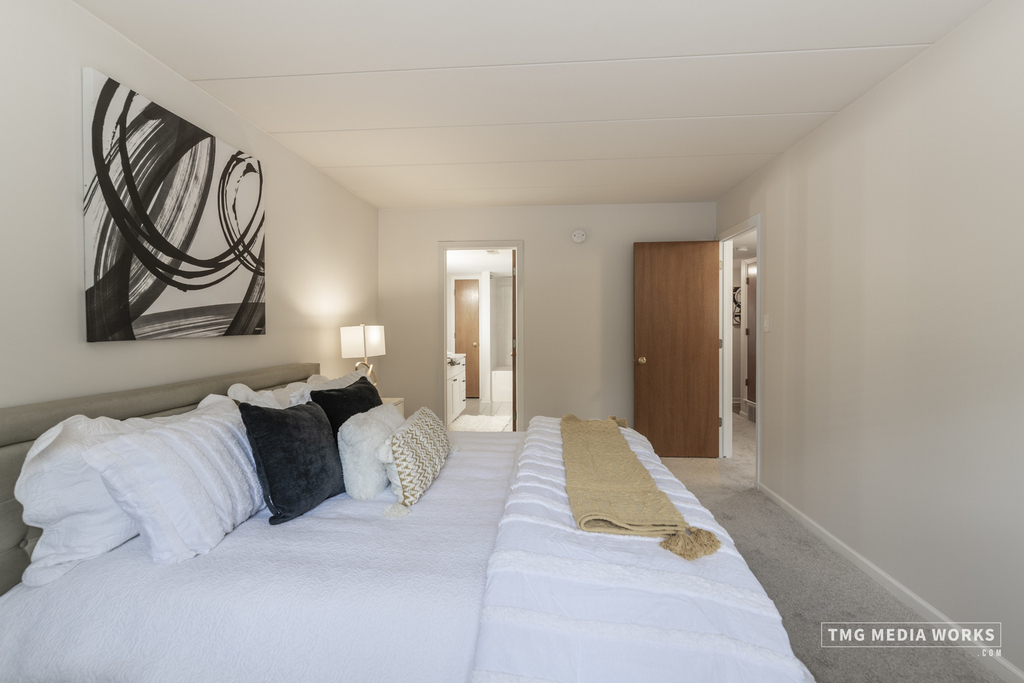 616 E 5th Avenue - Photo 17