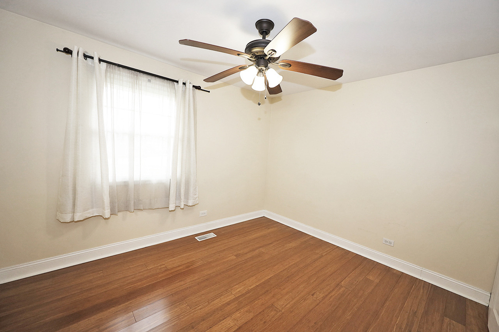 503 Case Court - Photo 12