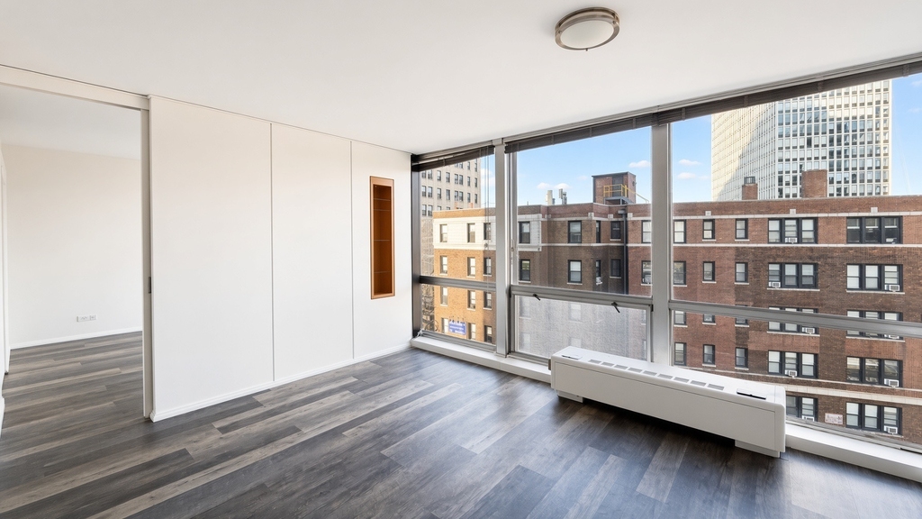 2400 N Lakeview Avenue - Photo 6