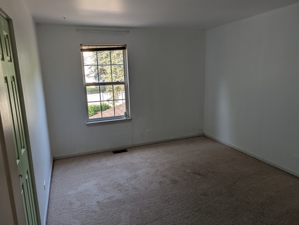 843 E Princeton Circle - Photo 26