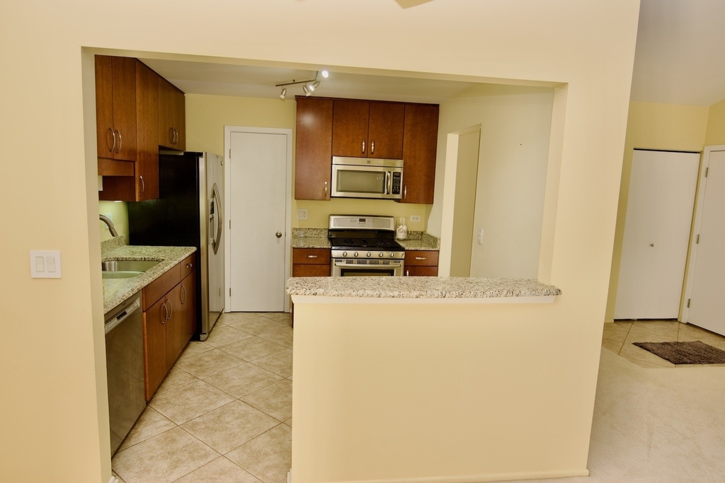1047 Auburn Lane - Photo 14