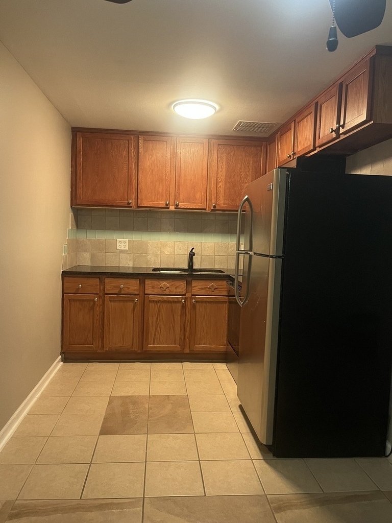 8429 W 101st Terrace - Photo 4