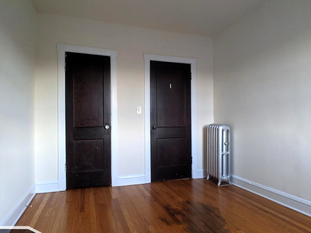 2651 N Spaulding Avenue - Photo 8