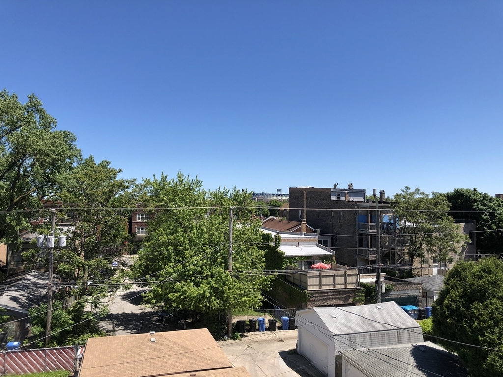 827 W 33rd Place - Photo 21