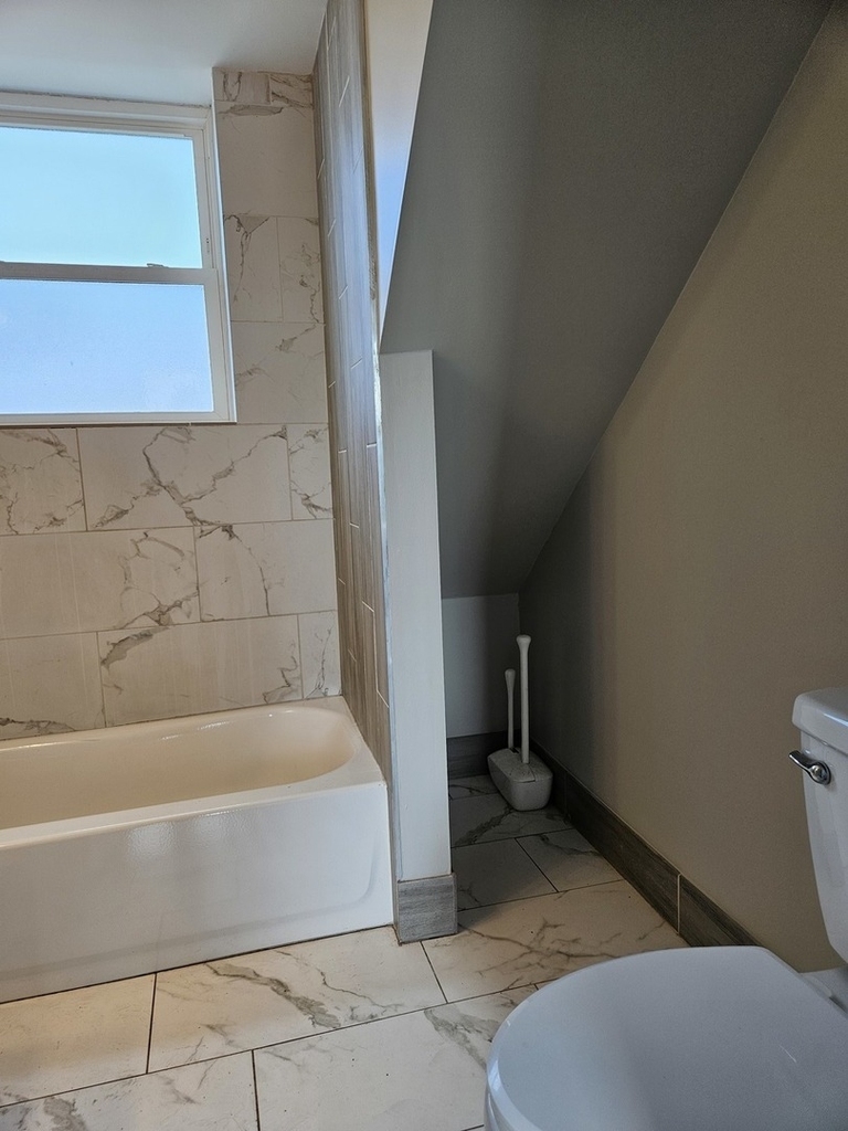 827 W 33rd Place - Photo 10