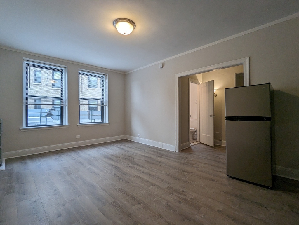3335 W Diversey Avenue - Photo 1